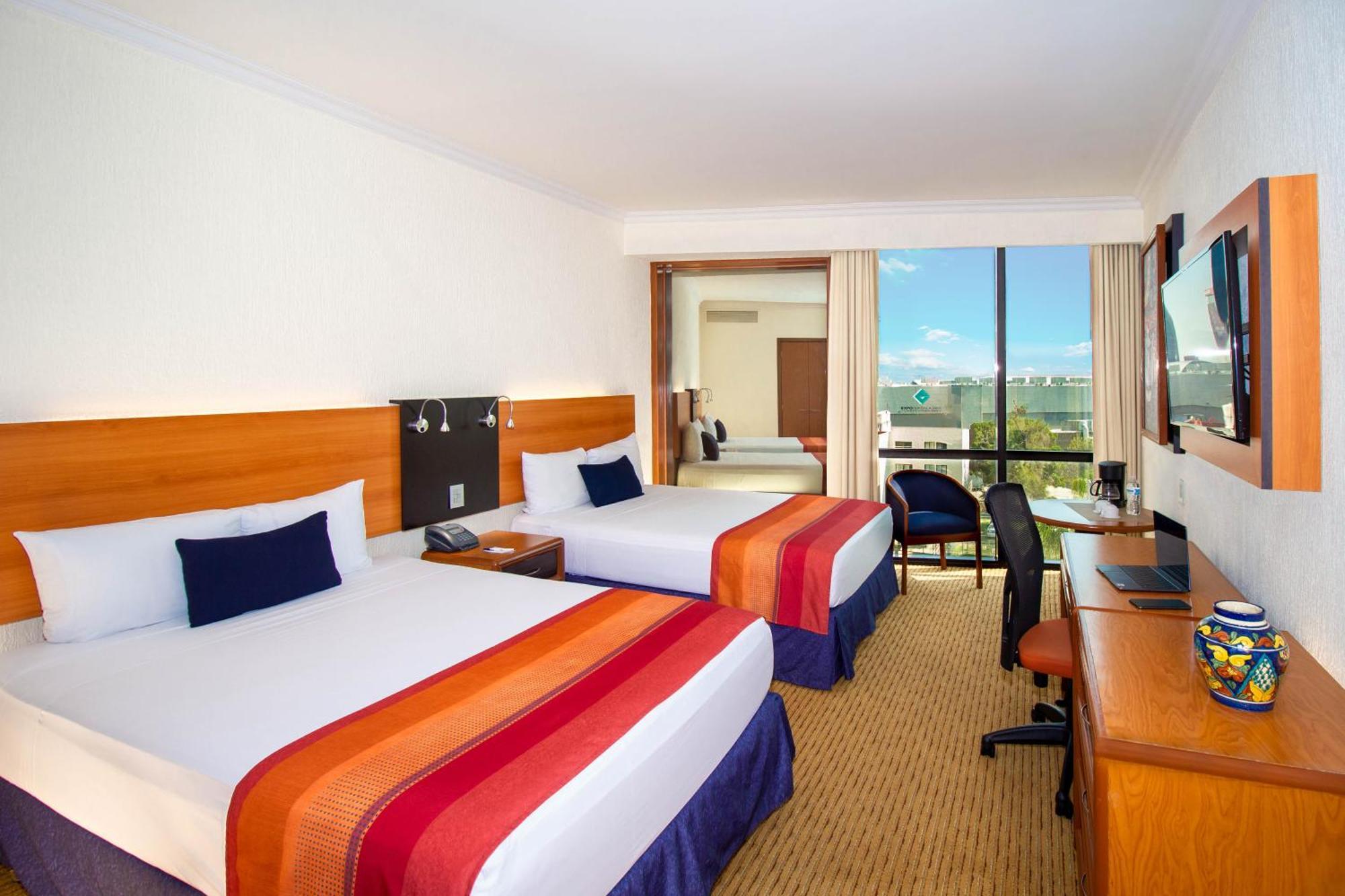 Hotel Plaza Expo Guadalajara