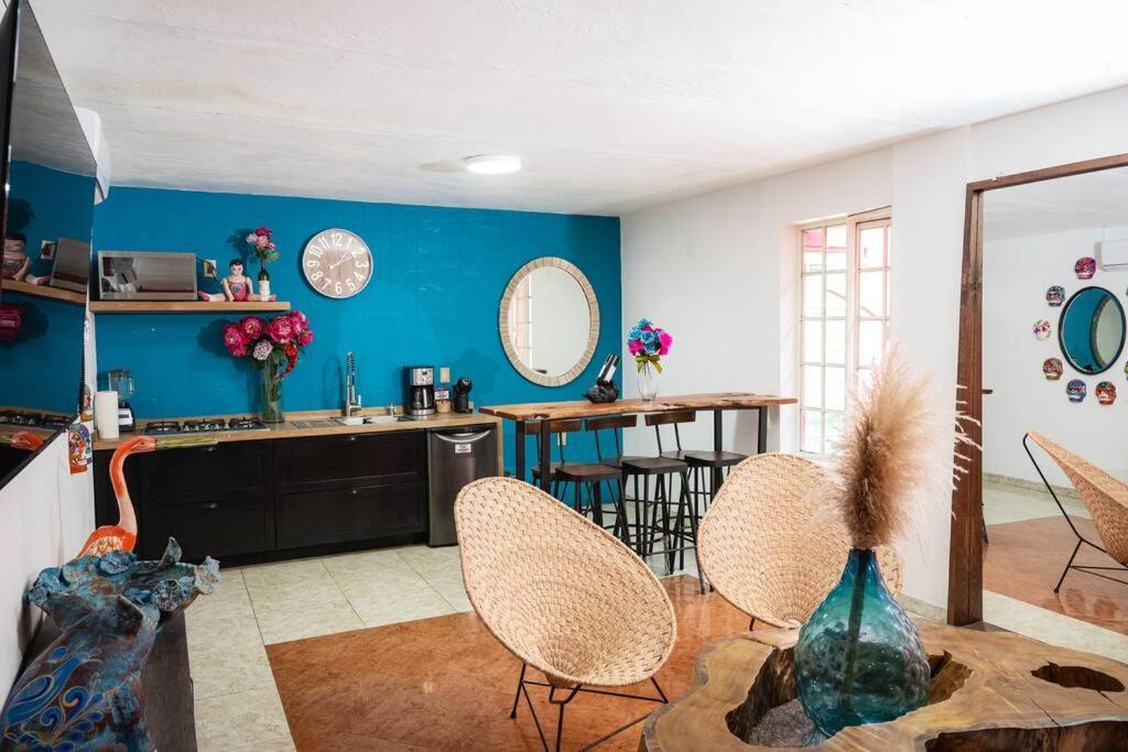 Casa Flamingos En El Centro De Tlaquepaque Сasa de vacaciones
