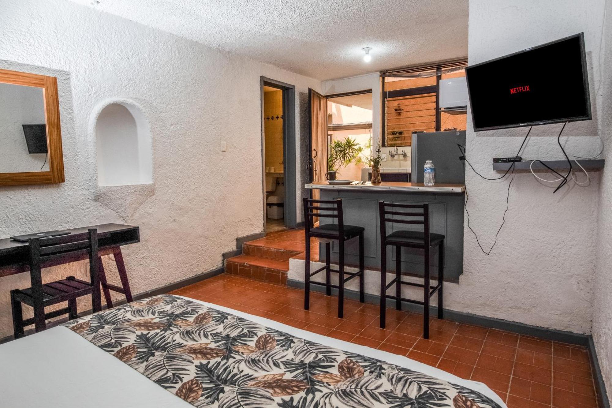 Estudio 4 En Chapalita Ubicacion Perfecta Y Jardines Apartment *
