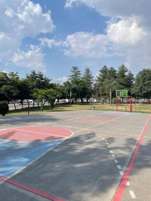 Сasa de vacaciones Super Ubicada Casa Al Sur Cerca Iteso Uvm Hp Colon Centro Sur Jose Cuervo
