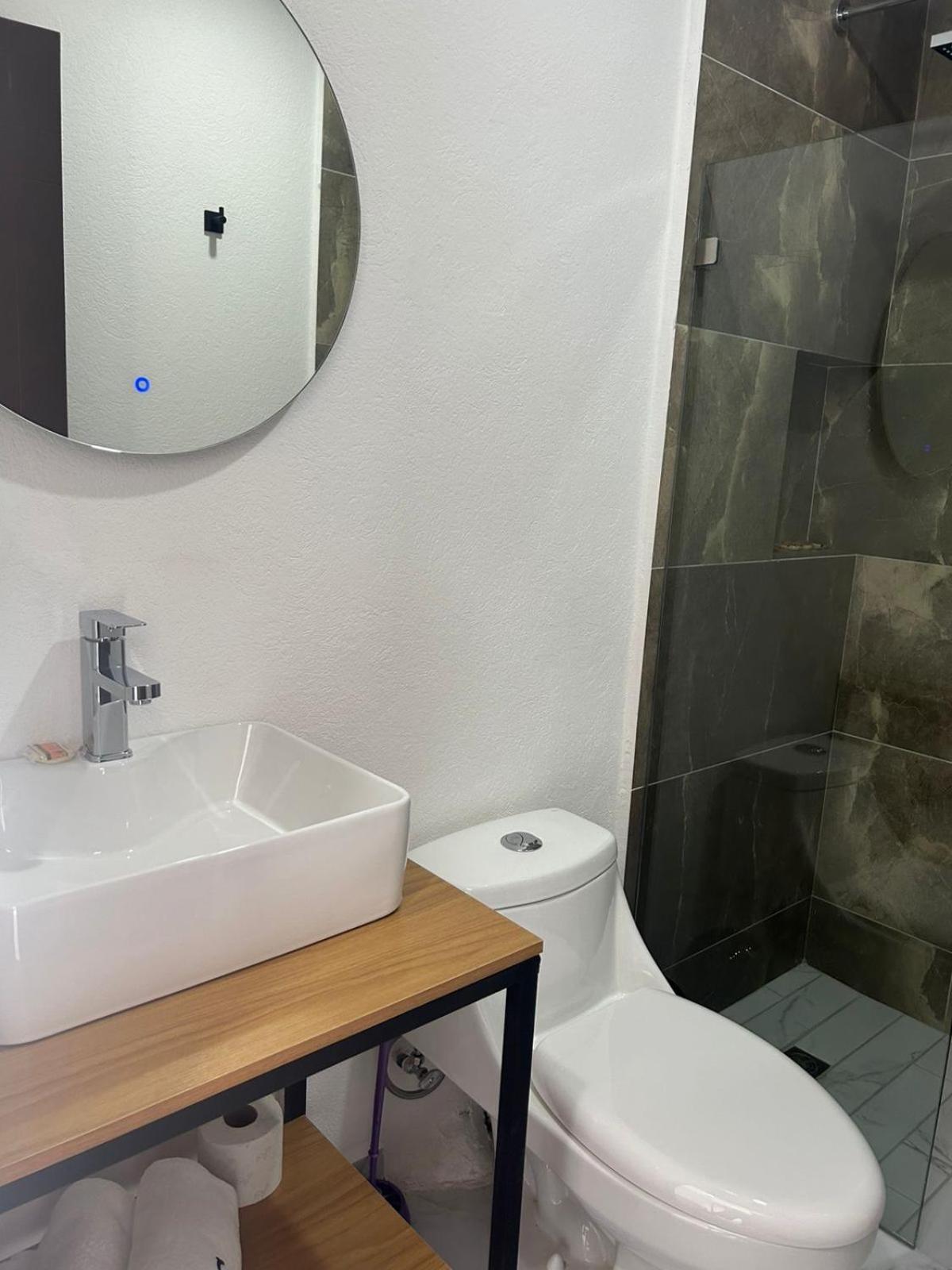 Apartamento Vidrio Col Americana