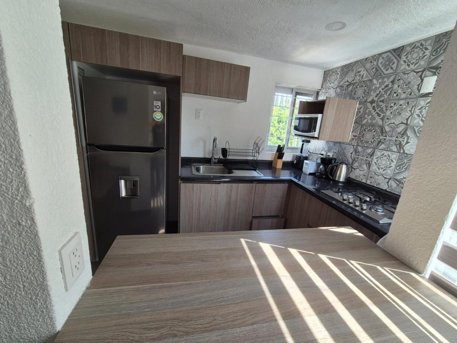 Departamento En Paseos Del Sol, Zapopan Con Amplia Recamara Apartamento *