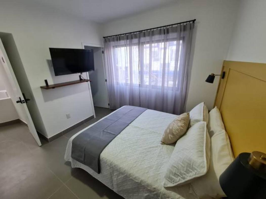 Urban Justo Sierra Aparthotel