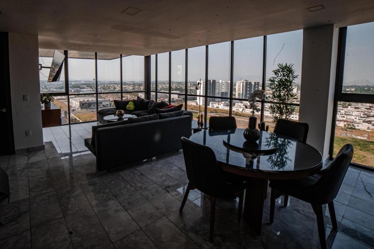 Spectacular Ph, Swimming Pool, Gym, View * Guadalajara