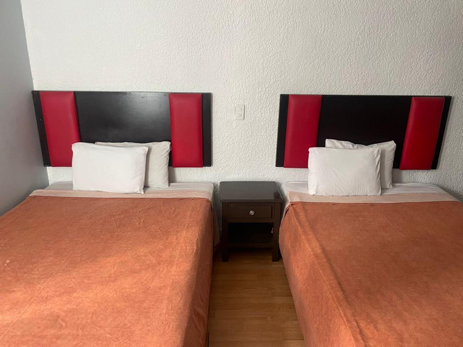 Hotel Colon Express