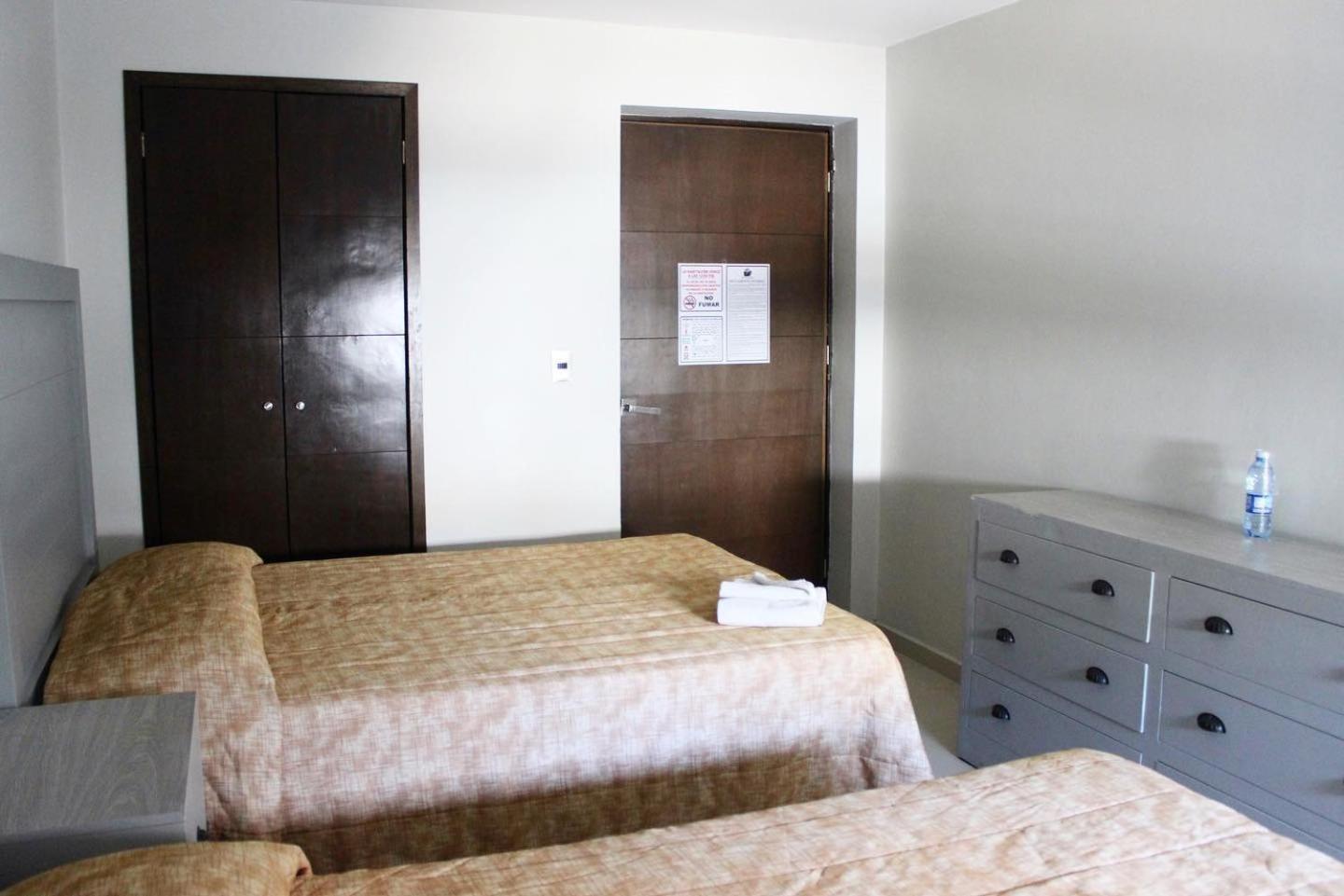 Colon Express Hotel
