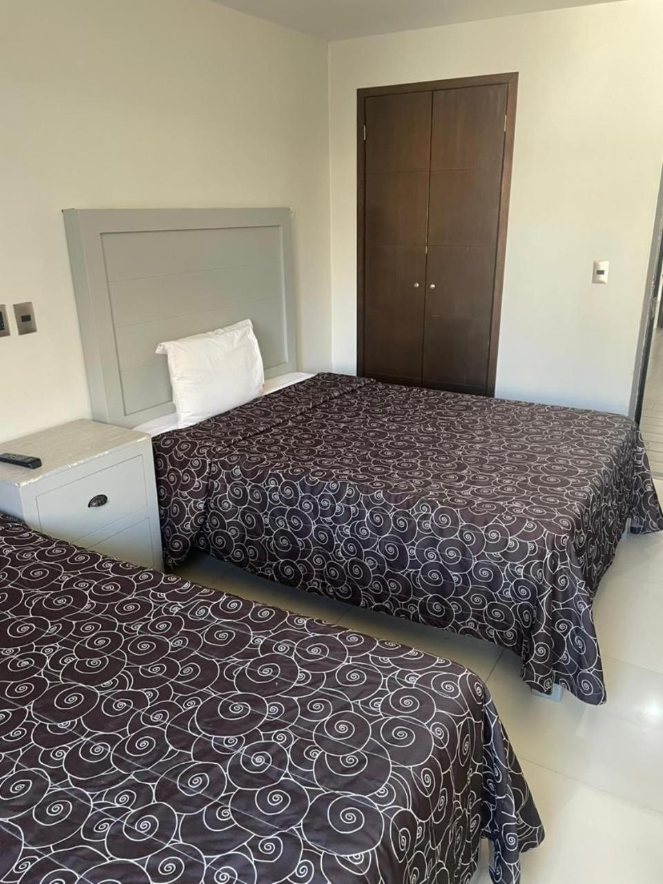 Colon Express Hotel 3*