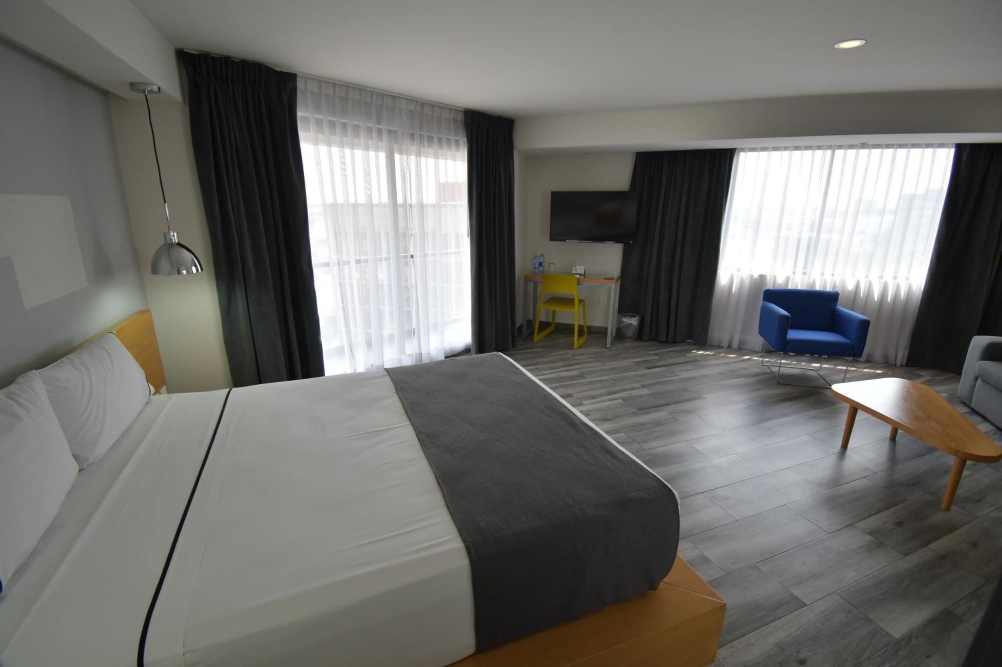 Perla 4*