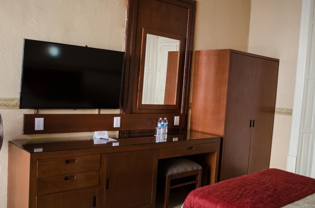 Hotel Regis