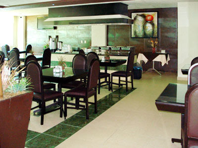 Real Del Sol - Zona Expo E Industrial Hotel
