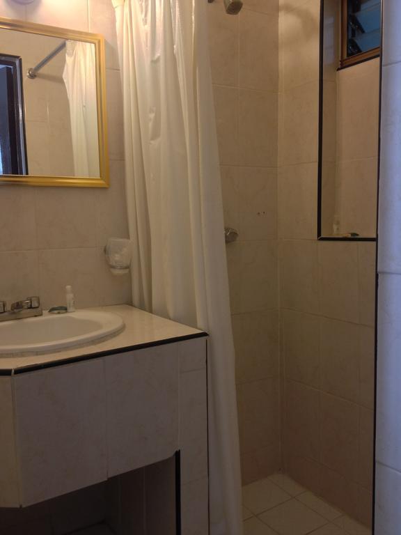 Hotel Colon Express
