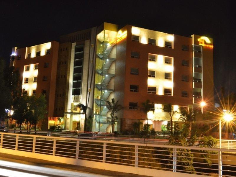 Hostalia Expo&business Class Hotel Guadalajara