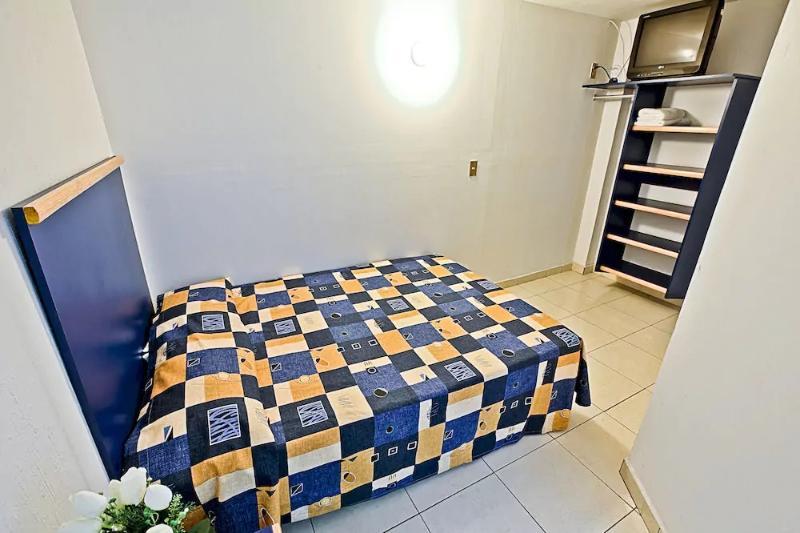 H Montreal Hotel 3*