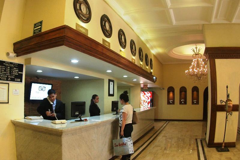 Hotel Roma In Downtown 4*