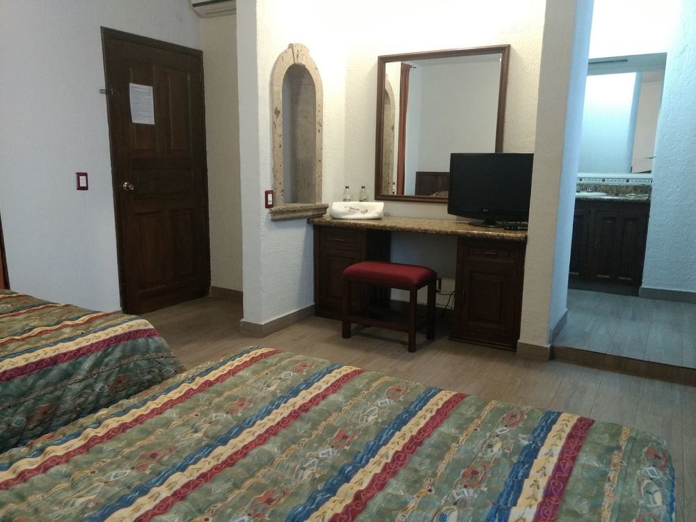 Hotel Don Quijote Plaza - Centro Historico