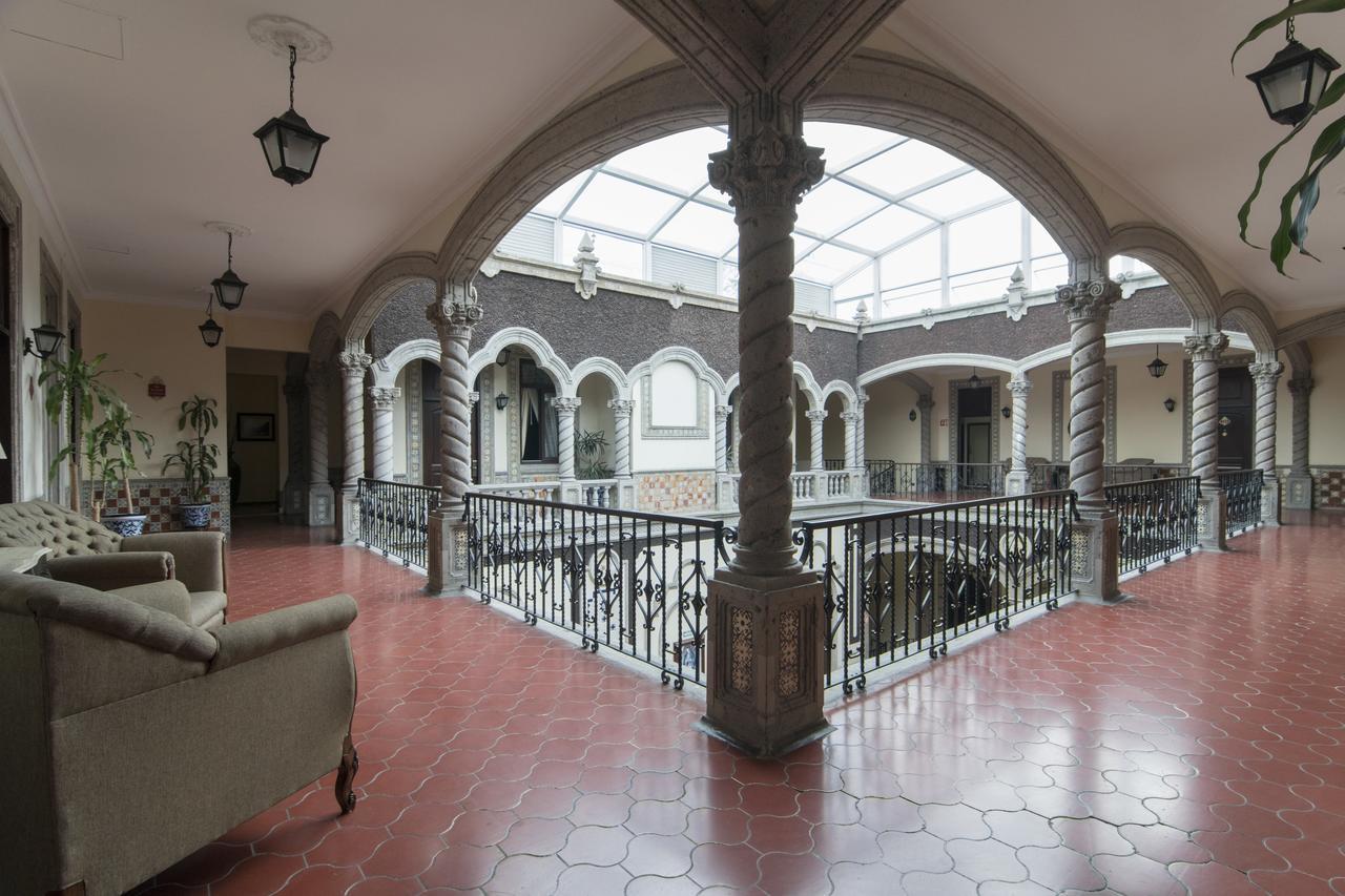 Hotel Morales Historical & Colonial Downtown Core