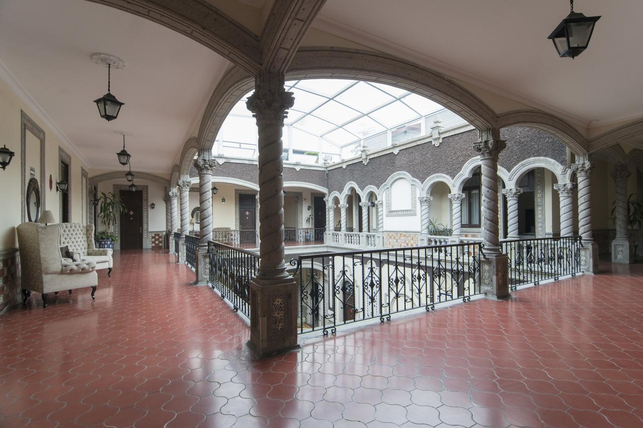 Morales Historical & Colonial Downtown Core Hotel