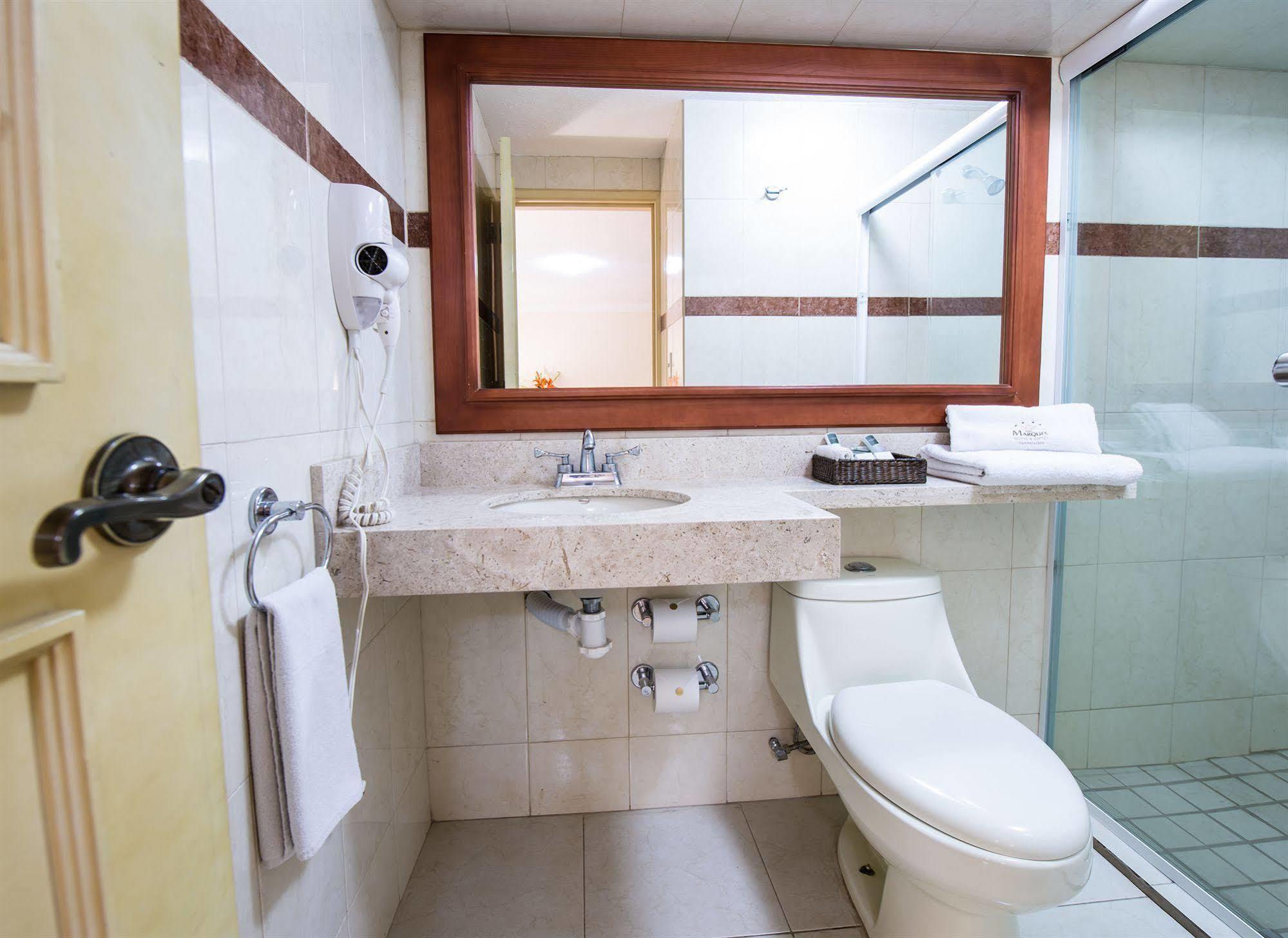 Hotel Del Marques And