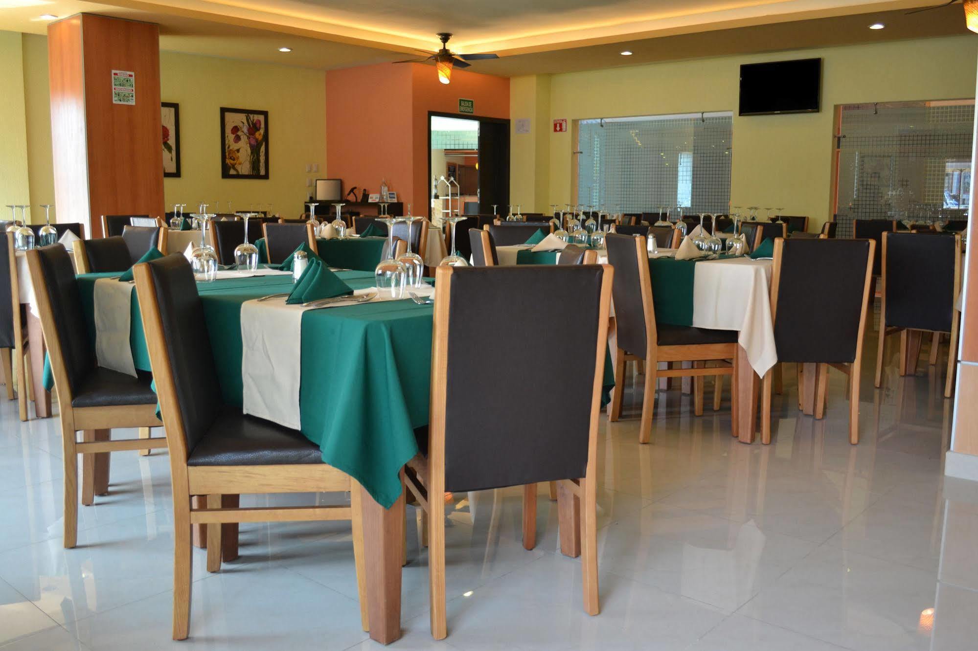 Hostalia Expo&business Class Guadalajara