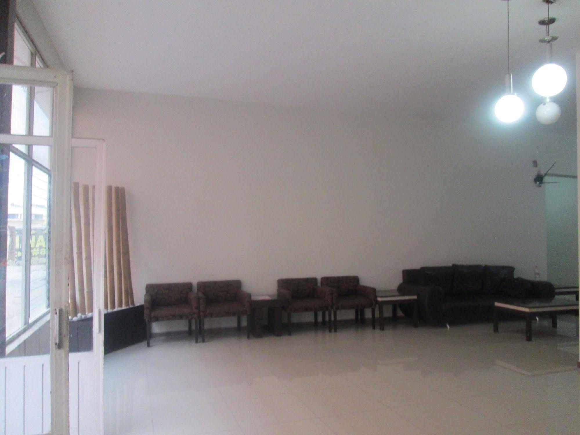 Colon Express Hotel