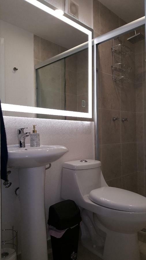 Suites Centenario Tlaquepaque Apartamento *