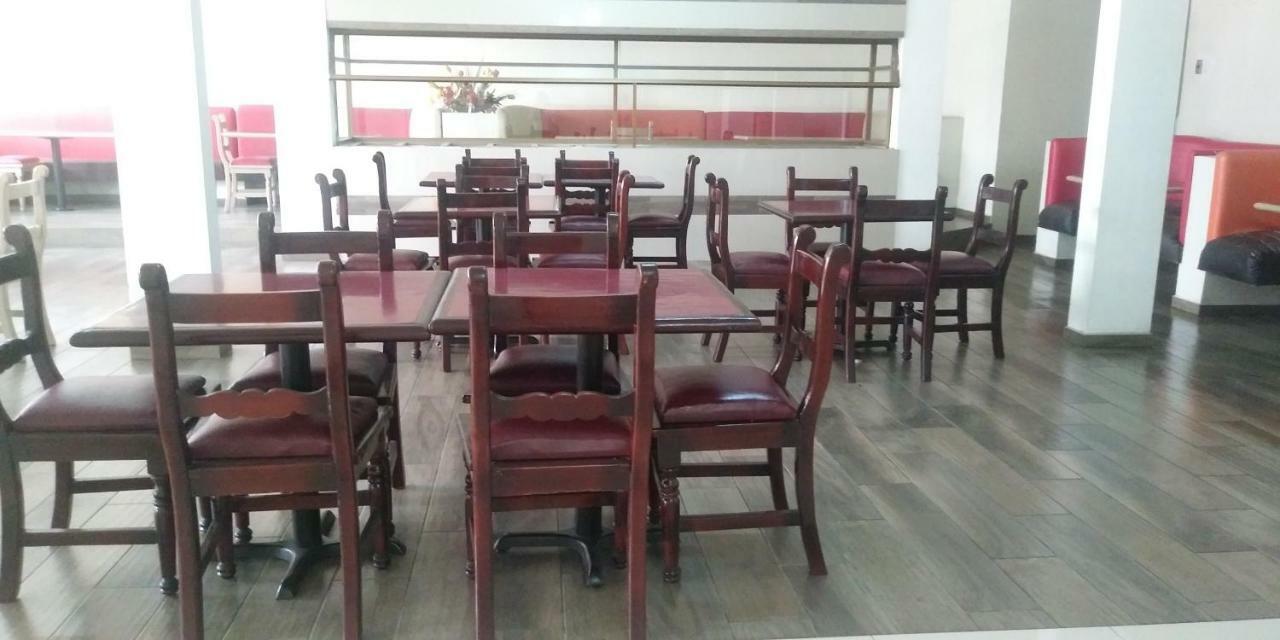 Colon Express Hotel 3*