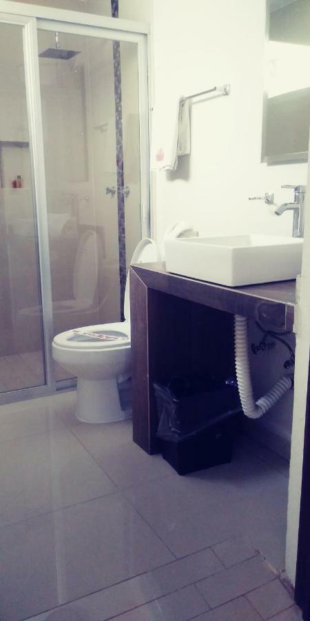 Colon Express Hotel