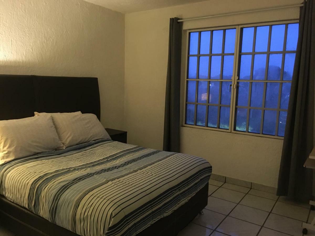 Hostal Casa Bravia - Para Mujeres