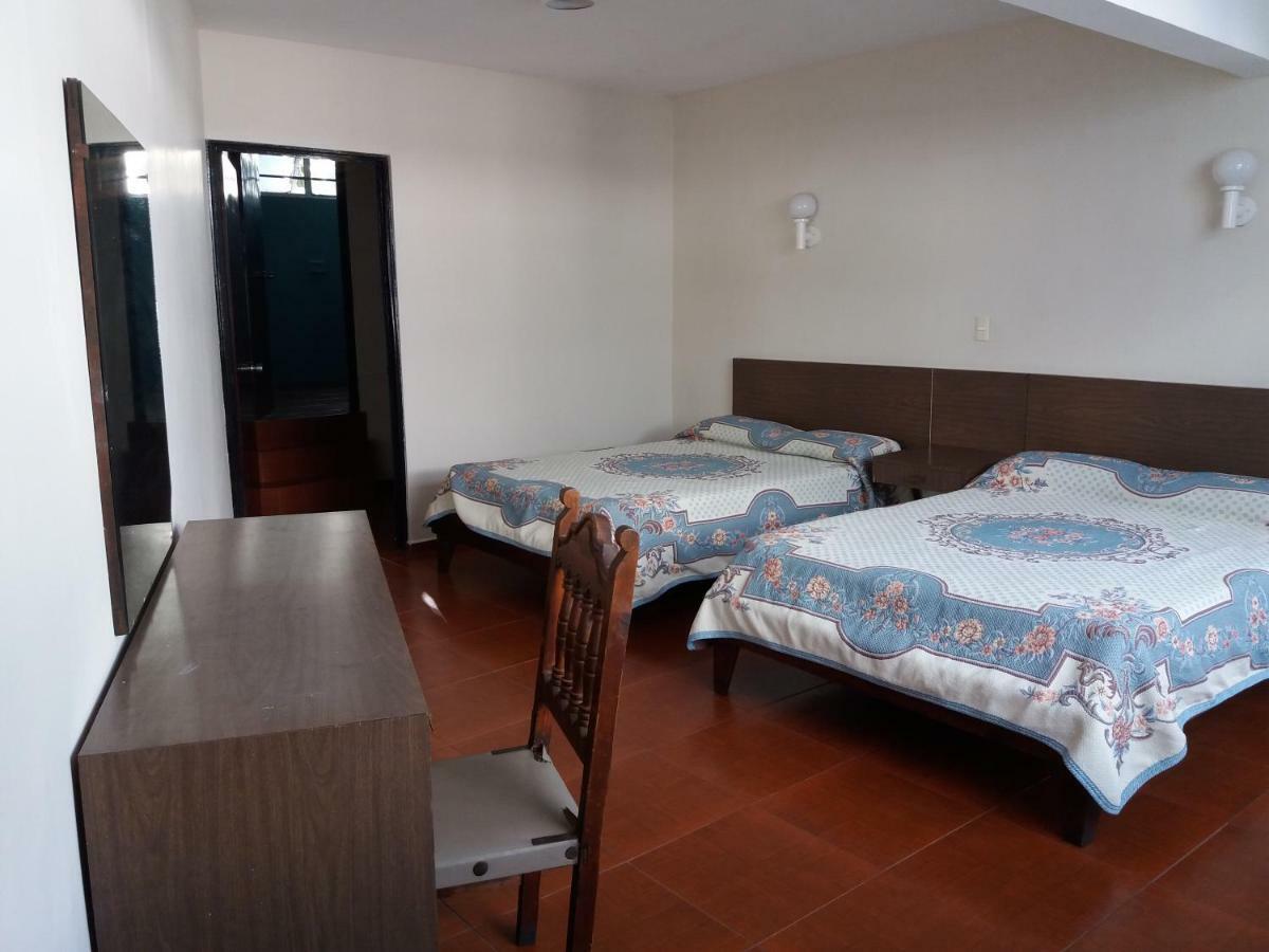 Hotel Junto Glorieta La Minerva Guadalajara