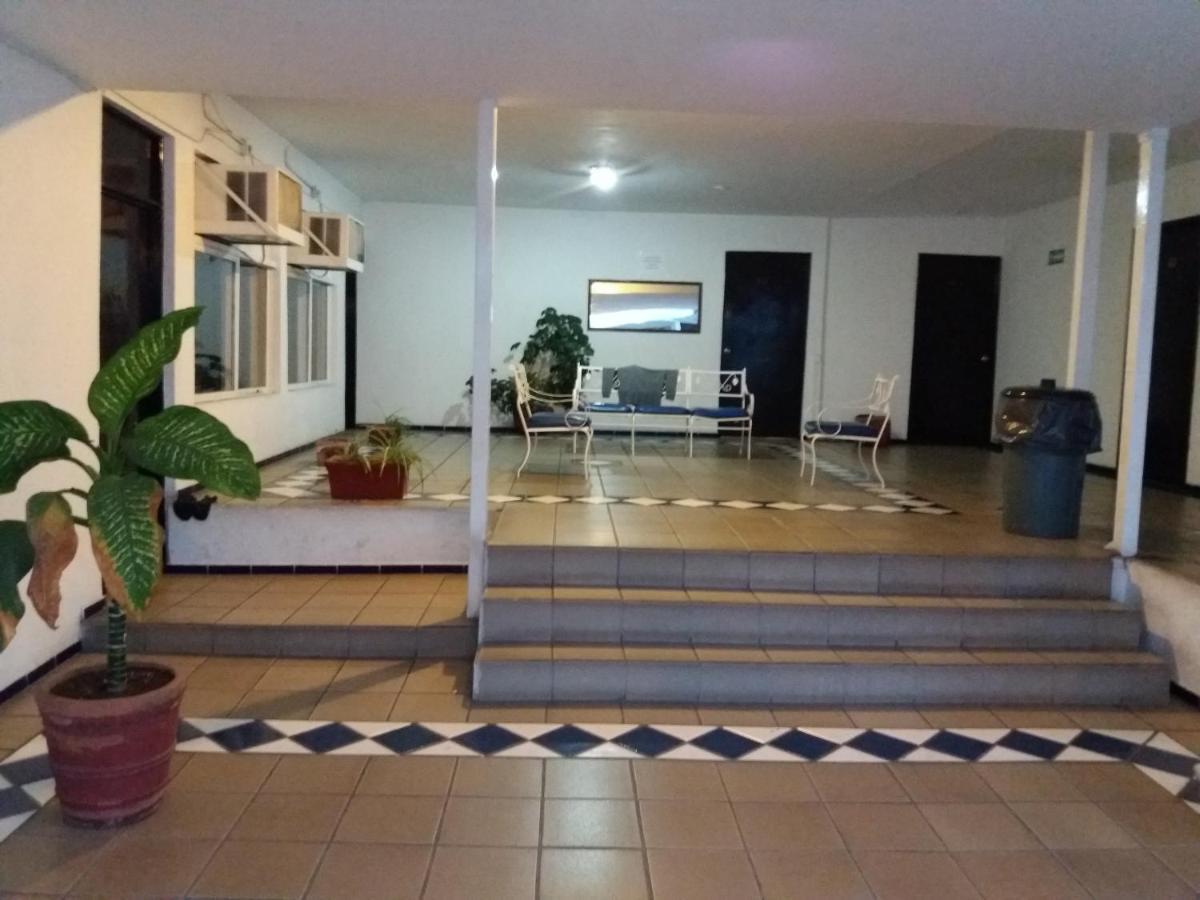 Hotel Junto Glorieta La Minerva 3*