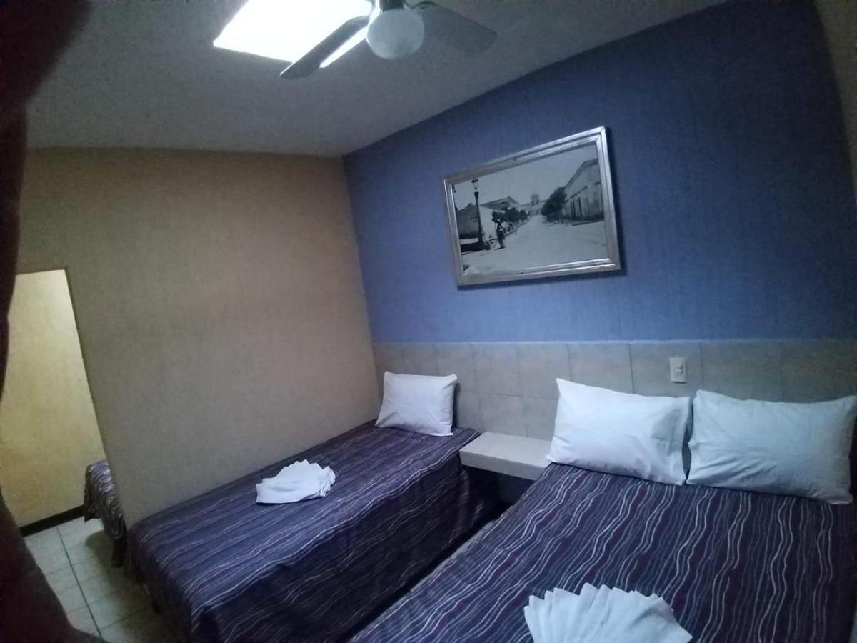 Aguila Hotel *
