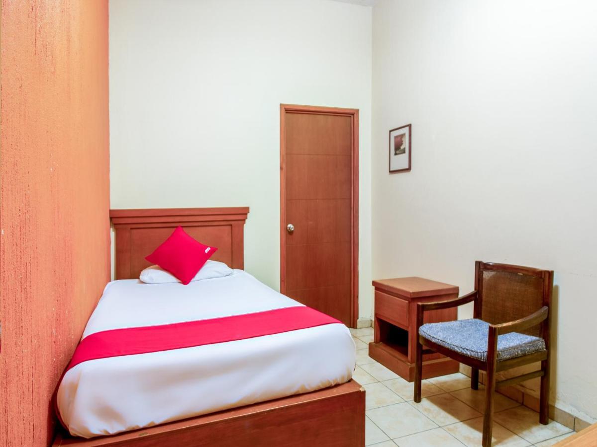 Oyo Garibaldi Hotel 2*