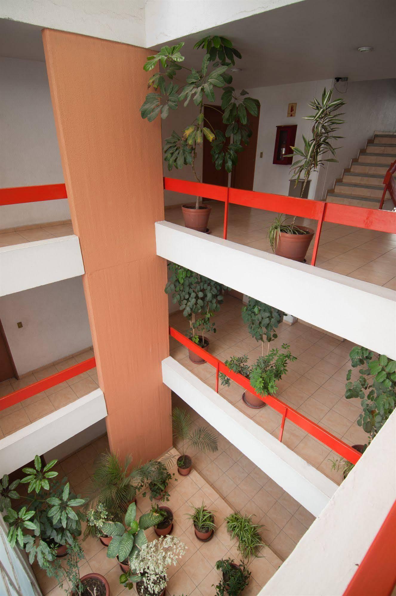 Aparthotel Futura 3*