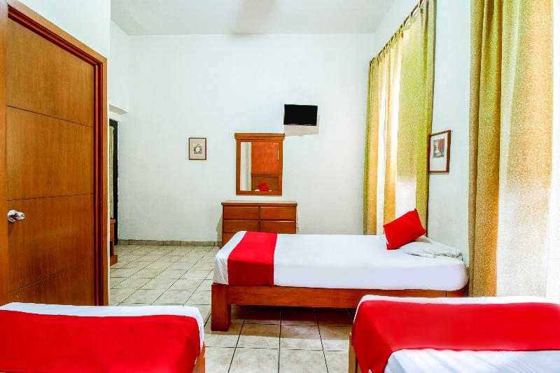 Hotel Oyo Garibaldi 2*