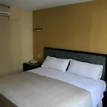 Hotel Universo
