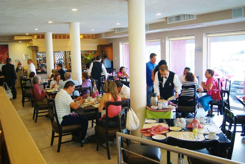 Hotel Plaza Diana 4*