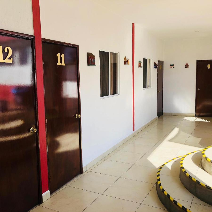 Hostal De Los Reyes Pensión Guadalajara