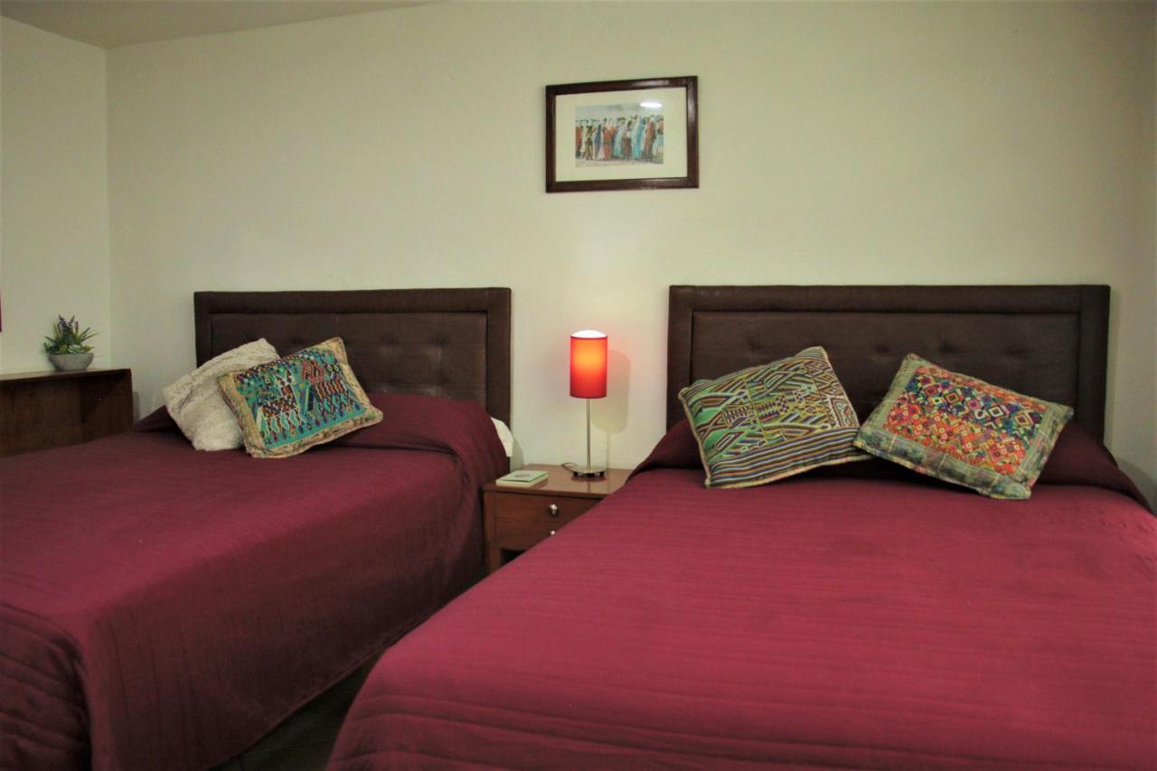 Lit Hostal *