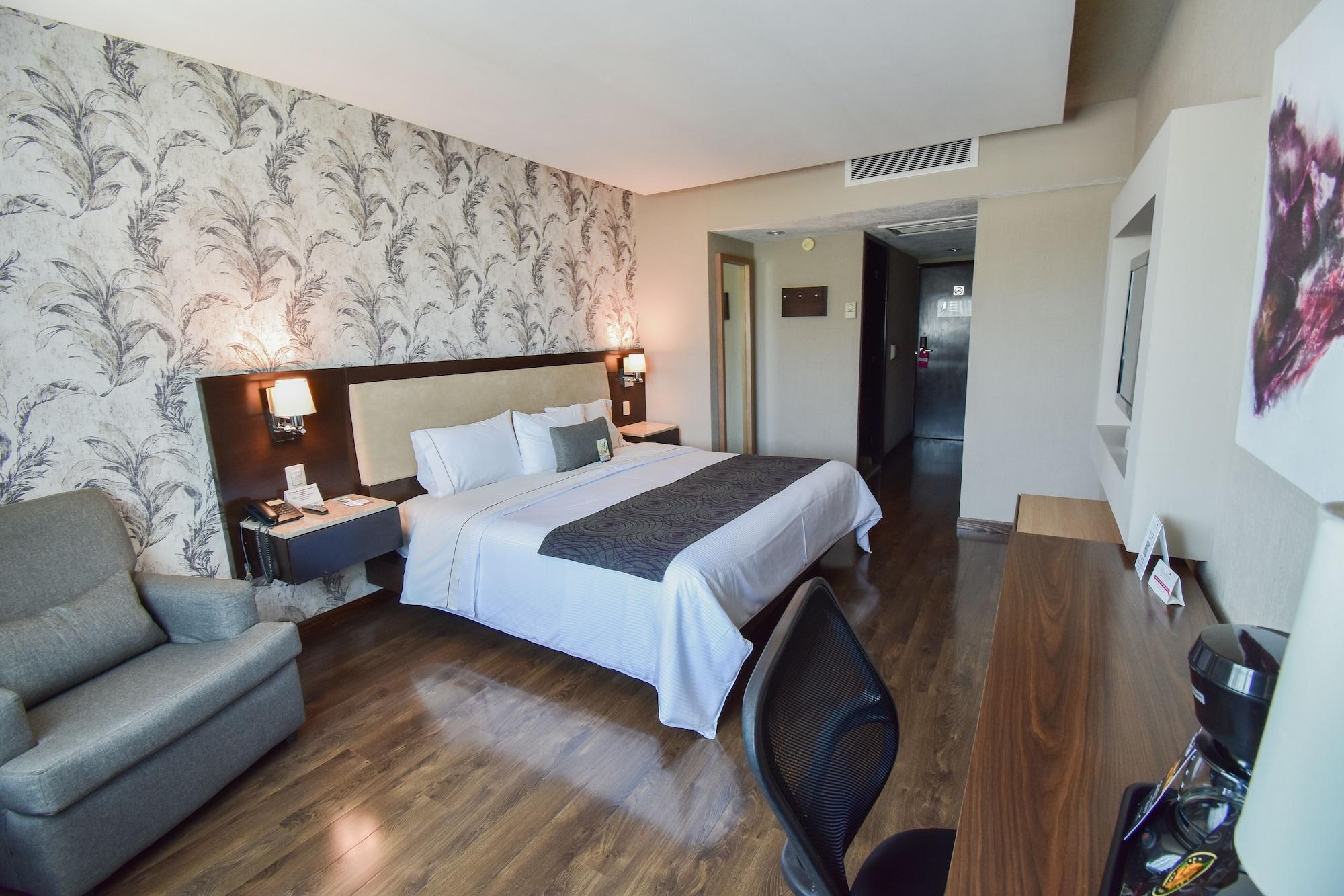 Plaza Diana Hotel
