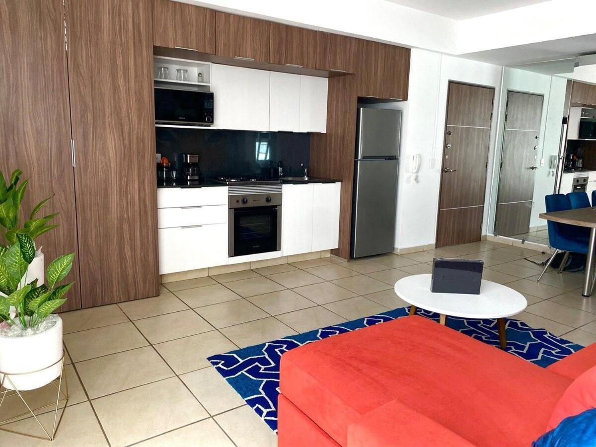 Apartamento Diseño único Con 2 Recámaras, Alberca Y Gimnasio *