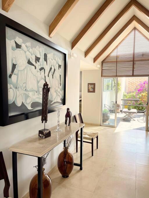 Moderno Y Artistico En *