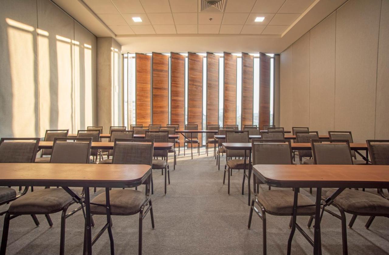 Voco - Neruda, An Ihg Guadalajara
