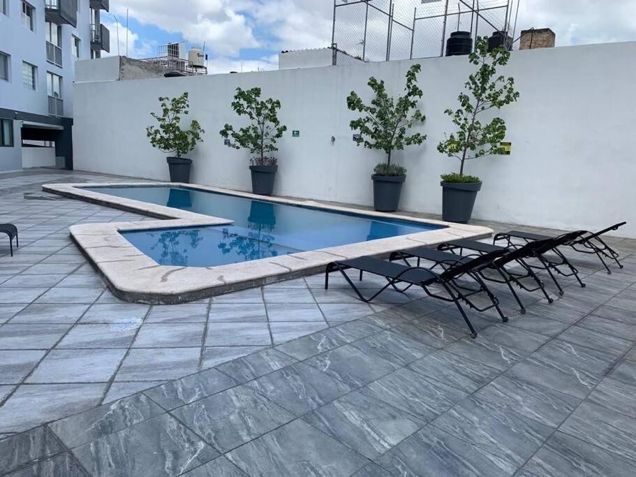 Apartamento Nuevo Y Amplio Departamento Con Alberca Y Seguridad En El Centro De *