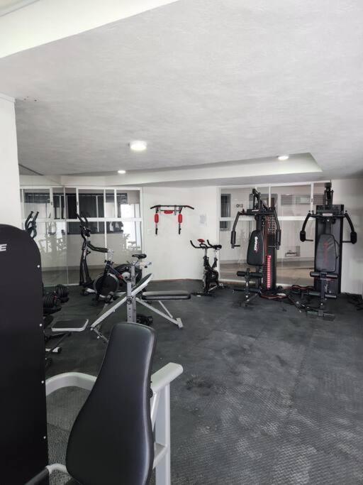 Apartamento Nuevo Y Amplio Departamento Con Alberca Y Seguridad En El Centro De *