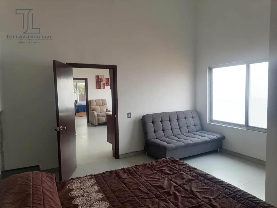 Terraza Lotelazo Сasa de vacaciones Guadalajara