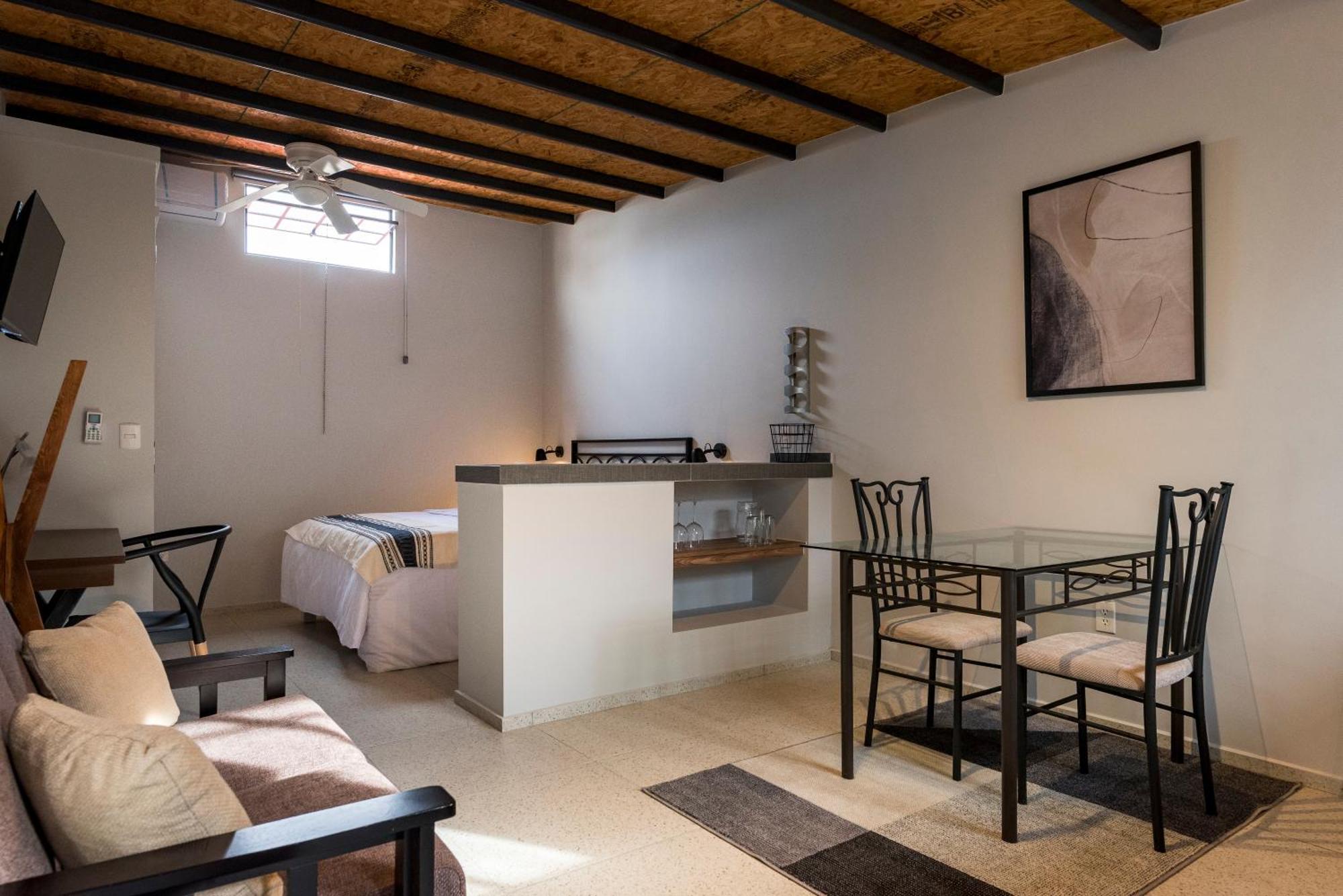 Casa Murmullos Pensión