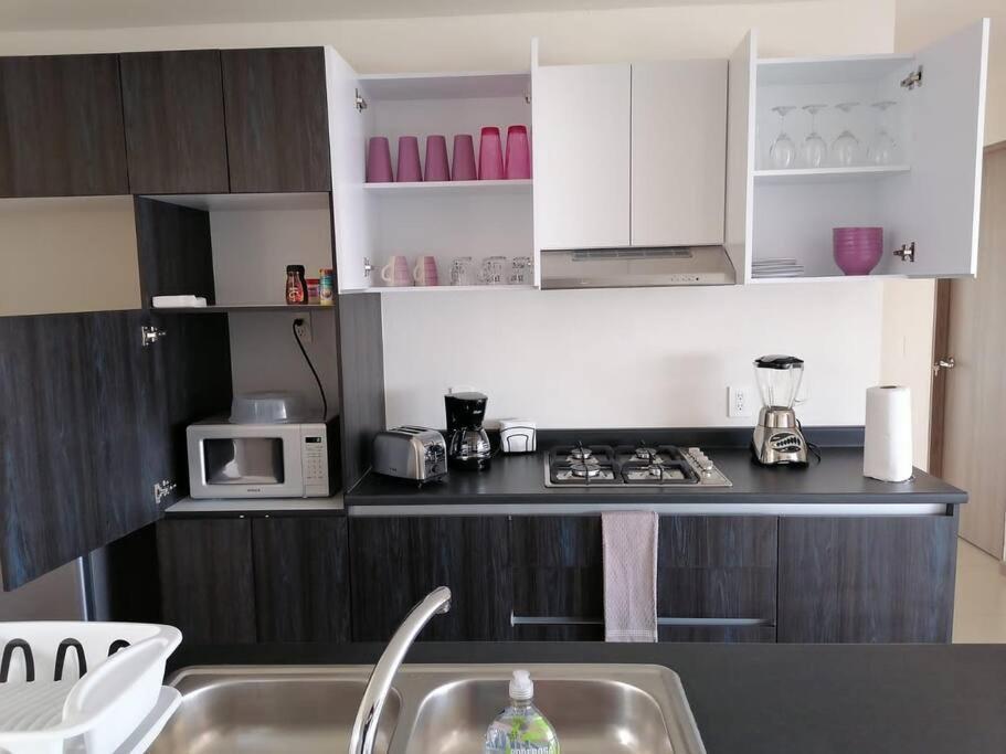 Atemajac 1parking/2br/2ba *