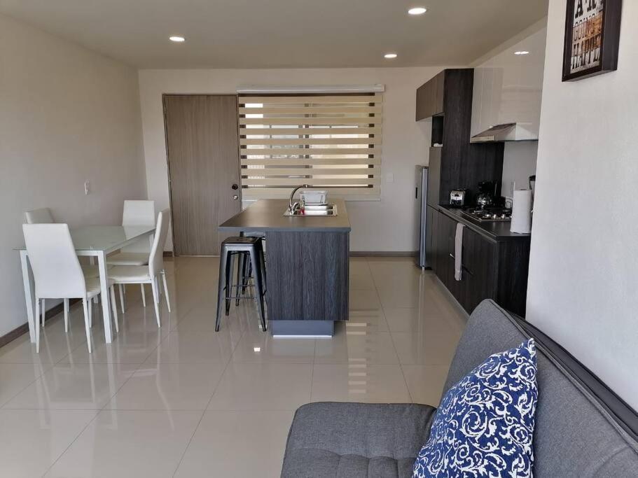 Apartamento Atemajac 1parking/2br/2ba *