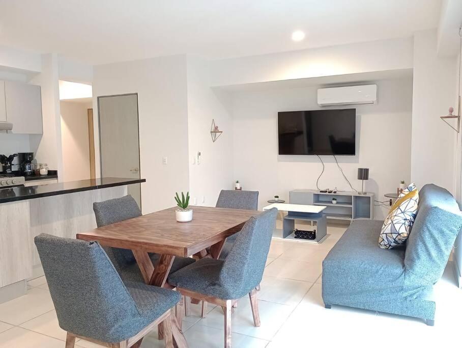 Federalta Aptm 1 Parking/2br/2ba