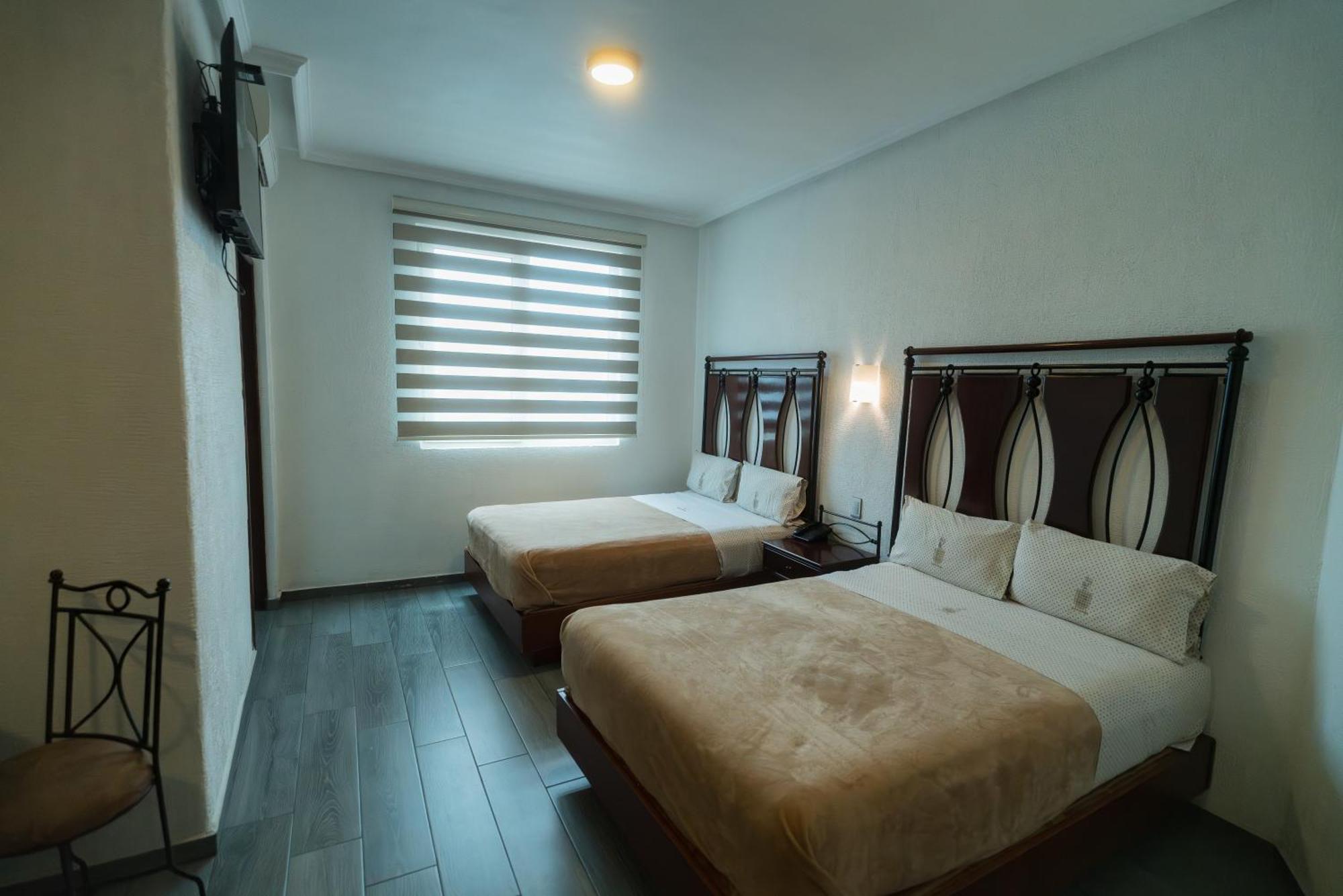 Alcazar - Centro Historico Hotel 4*